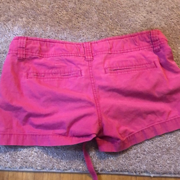 Size 3 magenta shorts - Picture 3 of 3